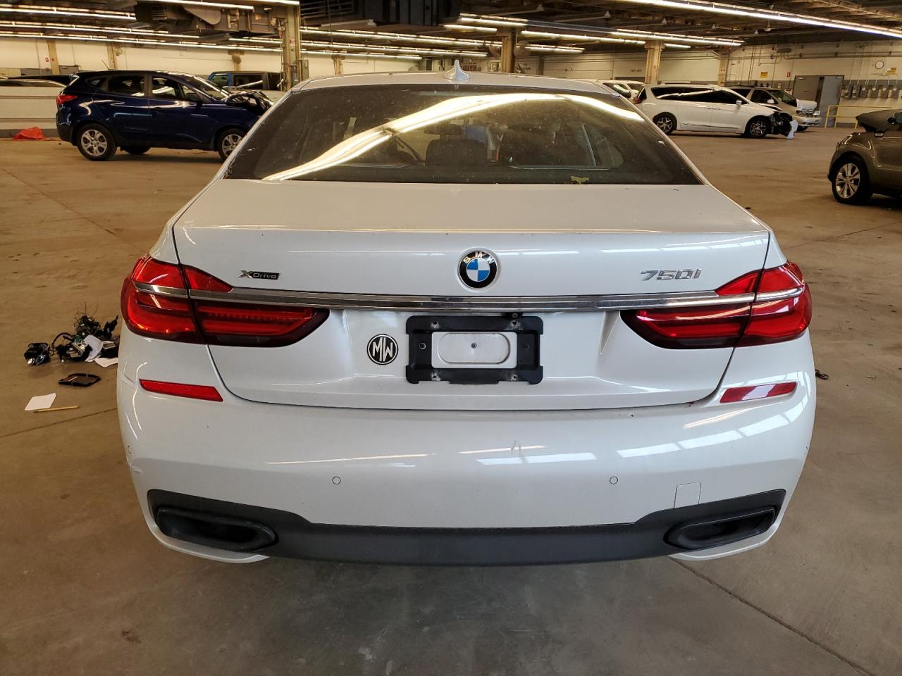 WBA7F2C36HG422997 2017 BMW 750 Xi