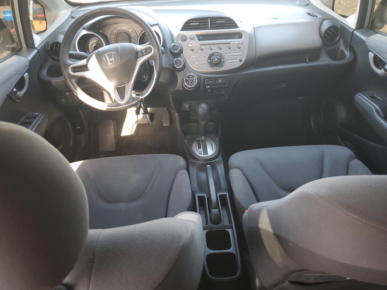 JHMGE8H39DC000515 2013 Honda Fit