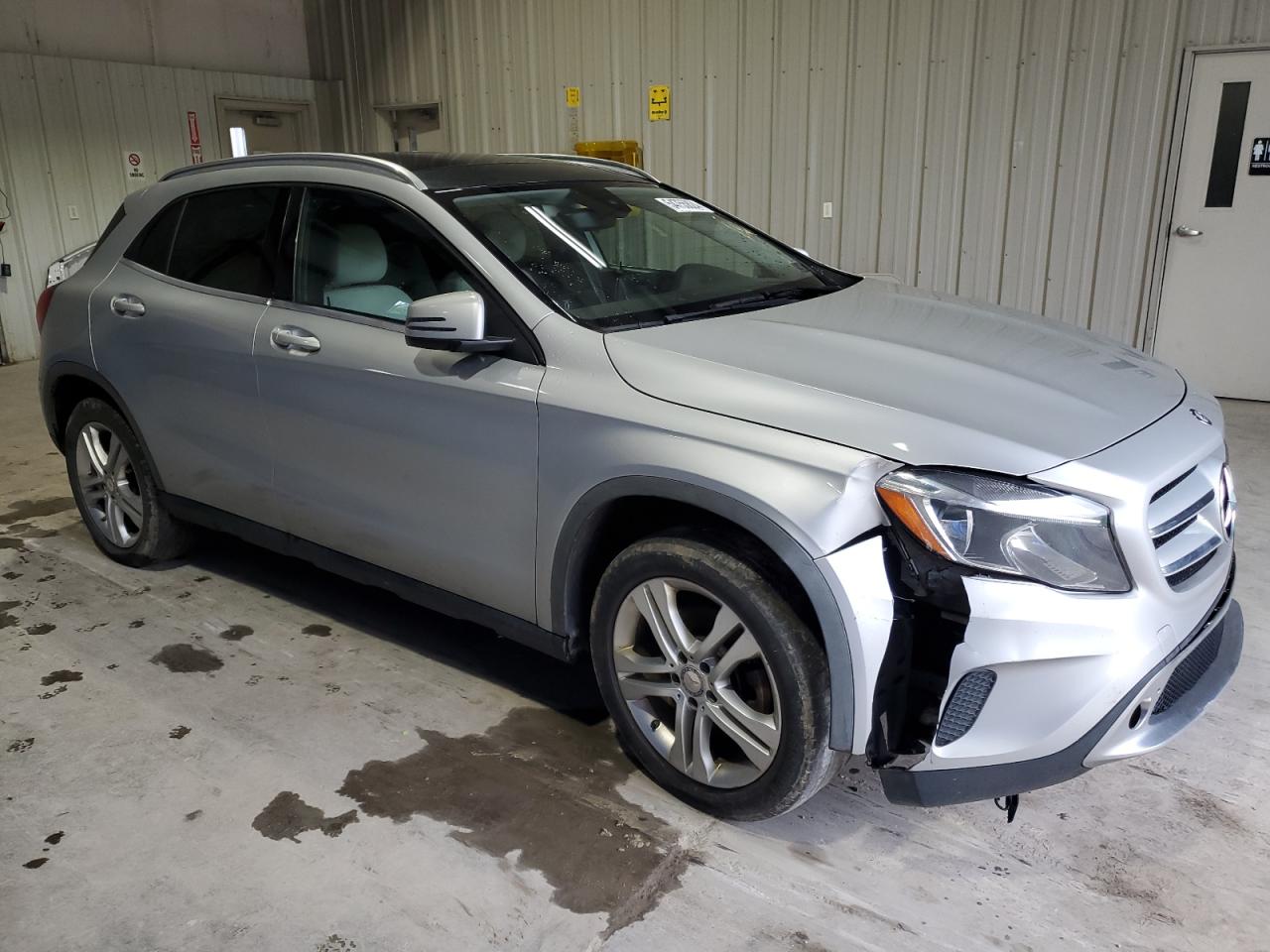 WDCTG4GB3GJ201879 2016 Mercedes-Benz Gla 250 4Matic