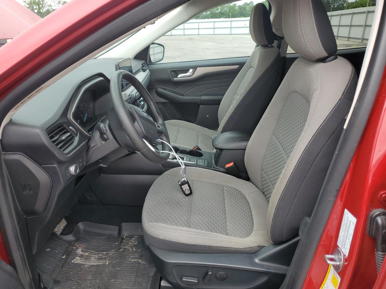 1FMCU0G62MUA97479 2021 Ford Escape Se