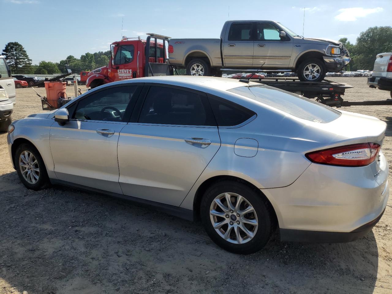 2016 Ford Fusion S vin: 3FA6P0G76GR359586