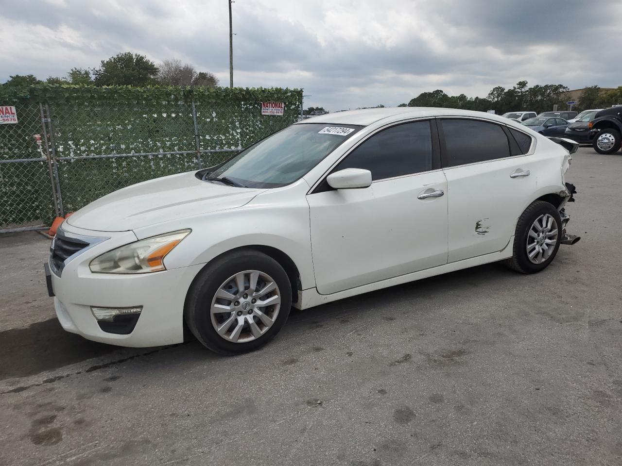 1N4AL3AP0EN384368 2014 Nissan Altima 2.5