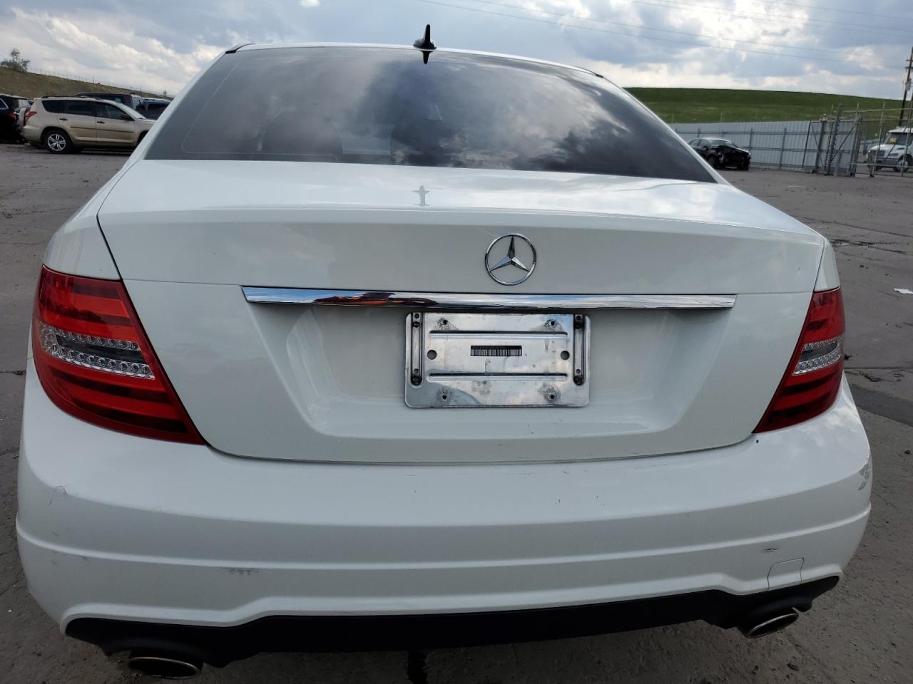 WDDGF8BB3CR209555 2012 Mercedes-Benz C 300 4Matic