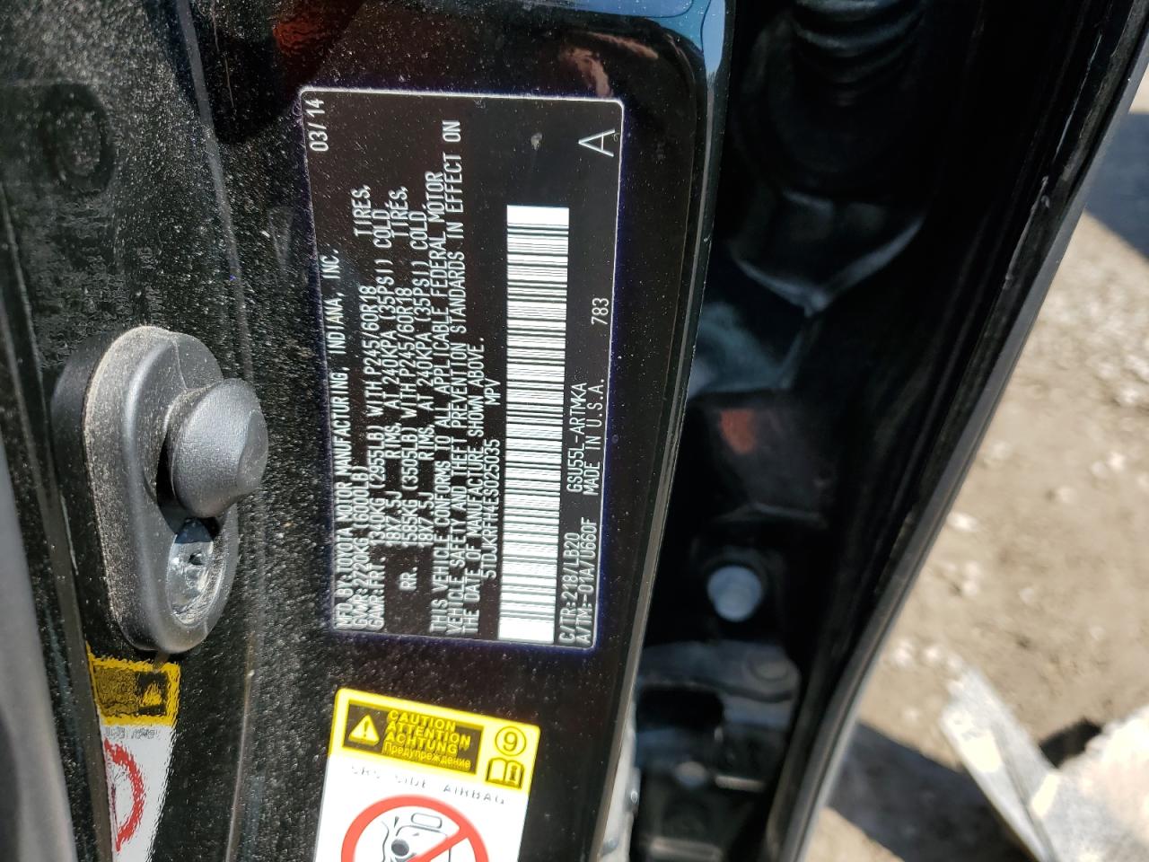 5TDJKRFH4ES025035 2014 Toyota Highlander Xle