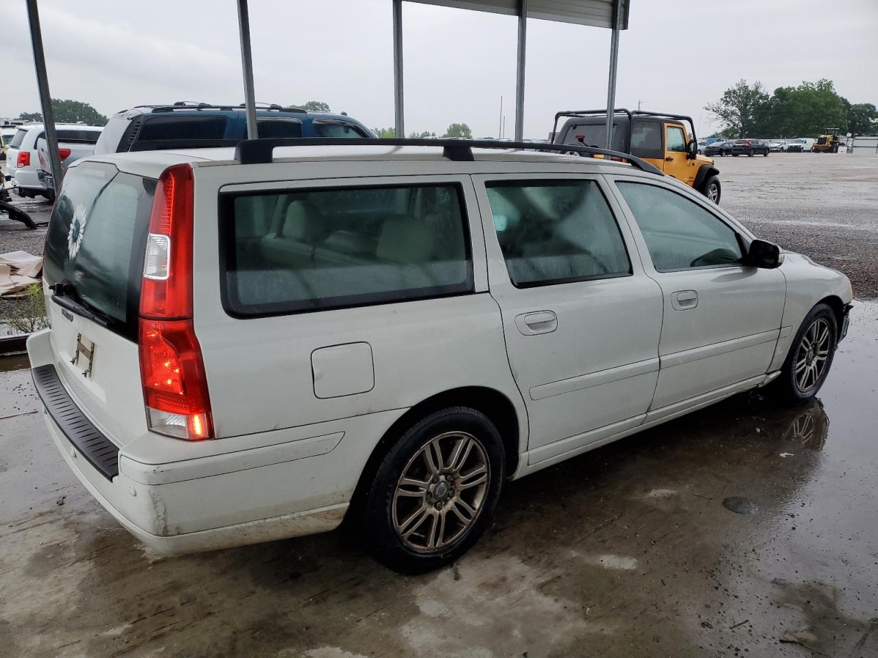 YV1SW612272620156 2007 Volvo V70