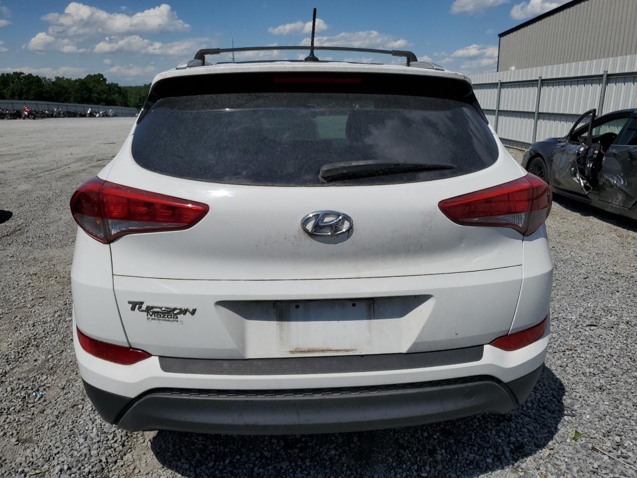 KM8J33A44HU459028 2017 Hyundai Tucson Limited