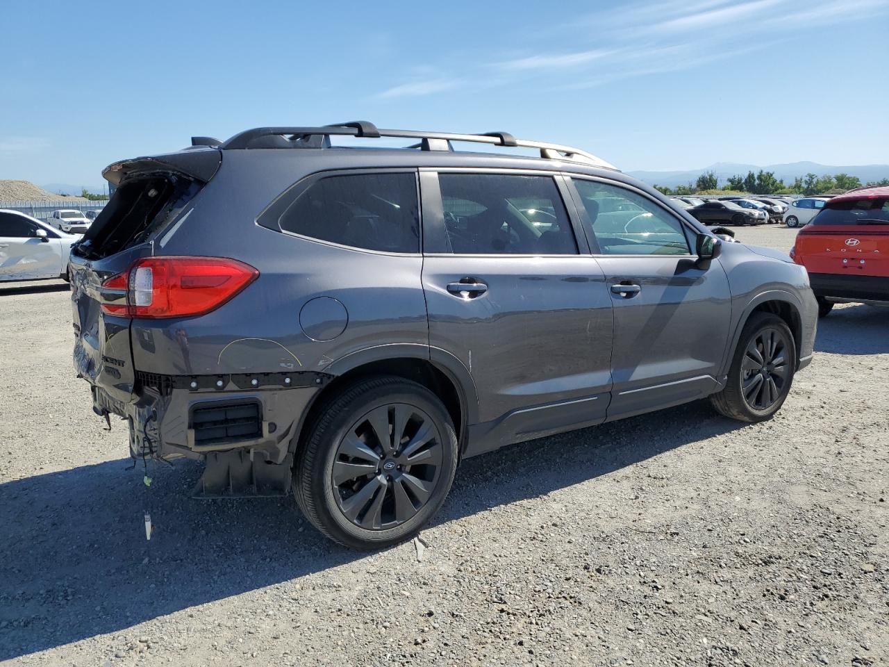 4S4WMAJD8N3455461 2022 Subaru Ascent Onyx Edition