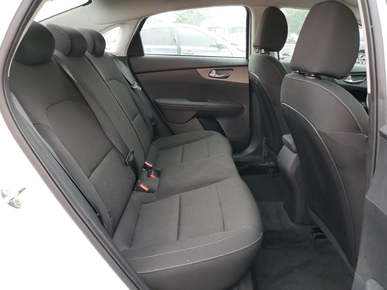 3KPF24AD6ME391374 2021 Kia Forte Fe