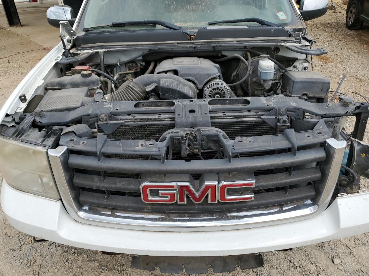 3GTP1VE02BG218408 2011 GMC Sierra C1500 Sle