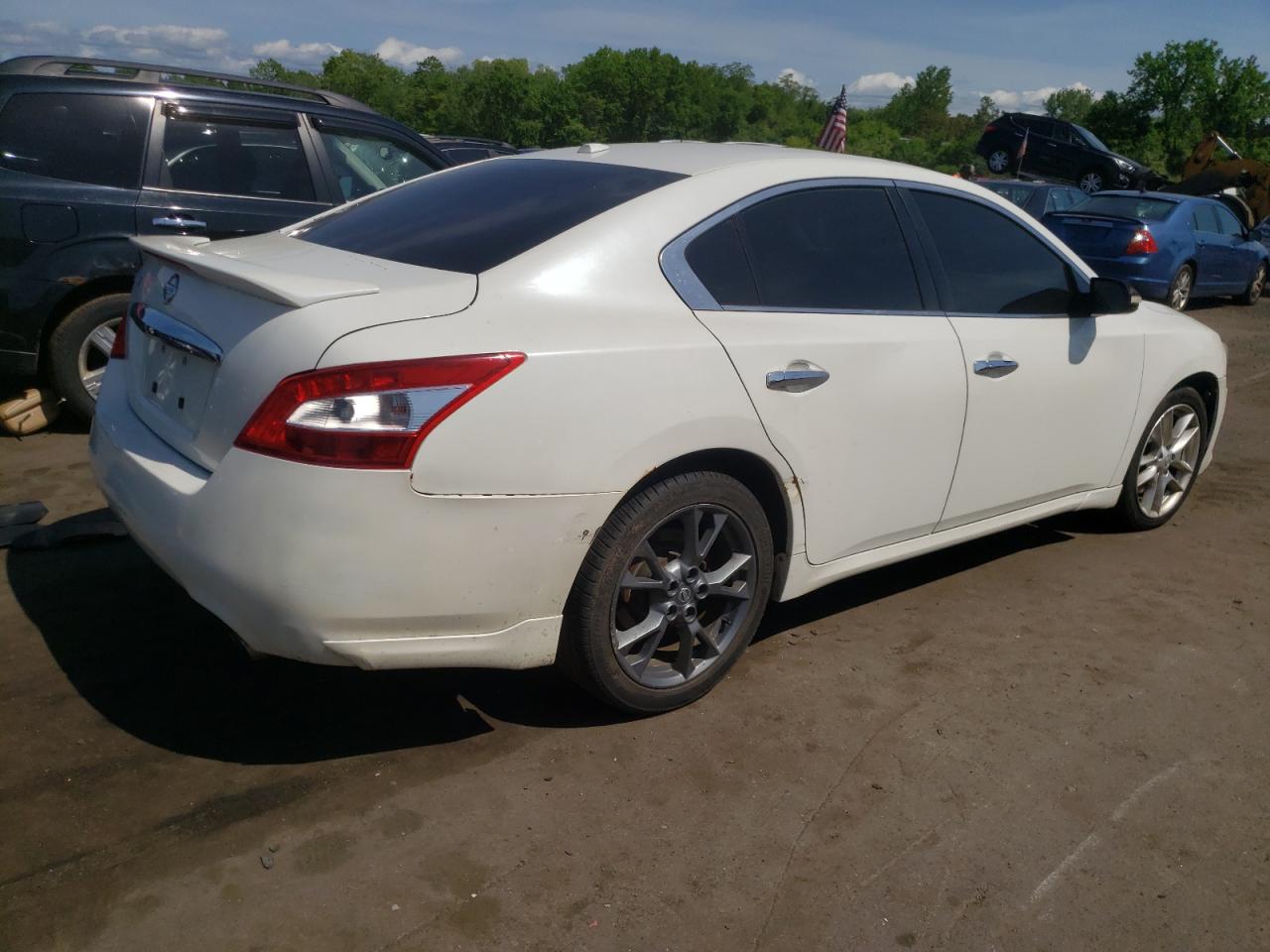 1N4AA5APXAC861296 2010 Nissan Maxima S