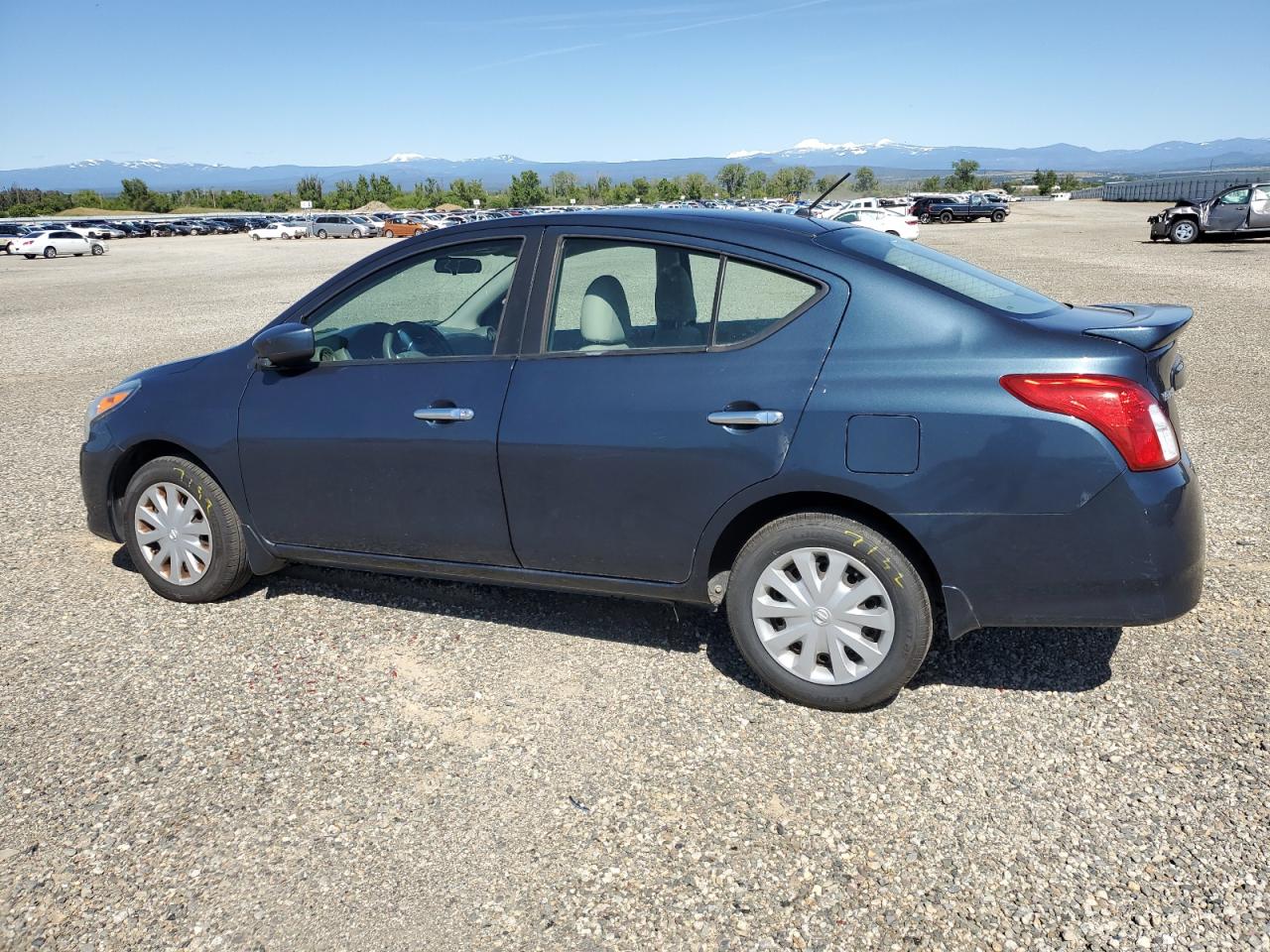 3N1CN7AP8FL813524 2015 Nissan Versa S