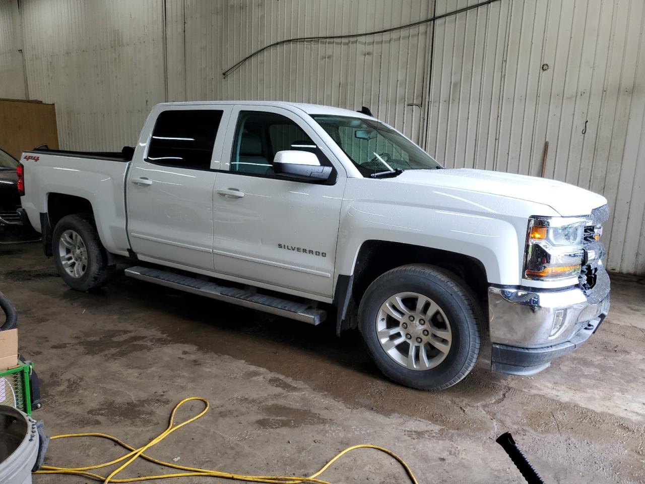 3GCUKREC9JG551236 2018 Chevrolet Silverado K1500 Lt