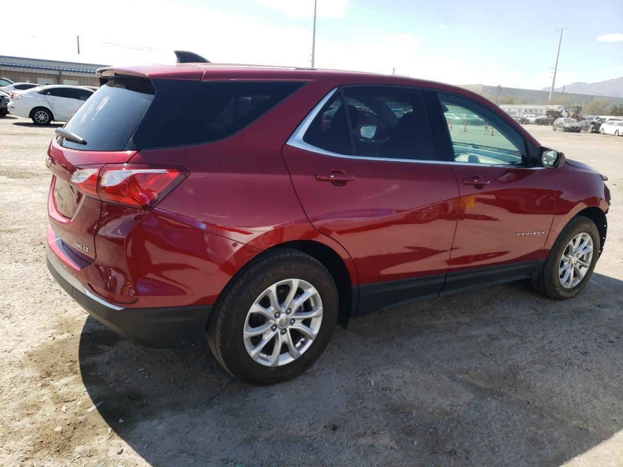 2GNAXSEV8J6257729 2018 Chevrolet Equinox Lt