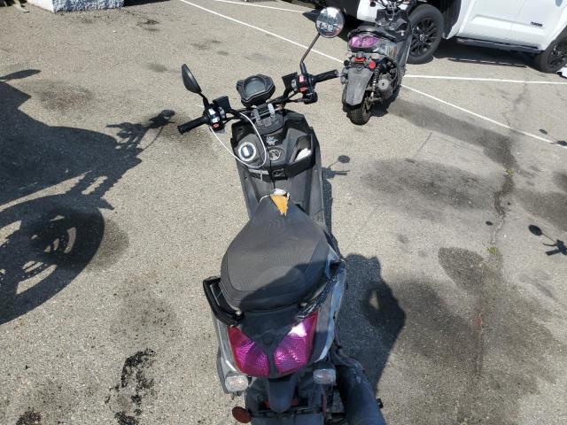2018 YAMAHA YW125 RKRSEB1Y0JA002443