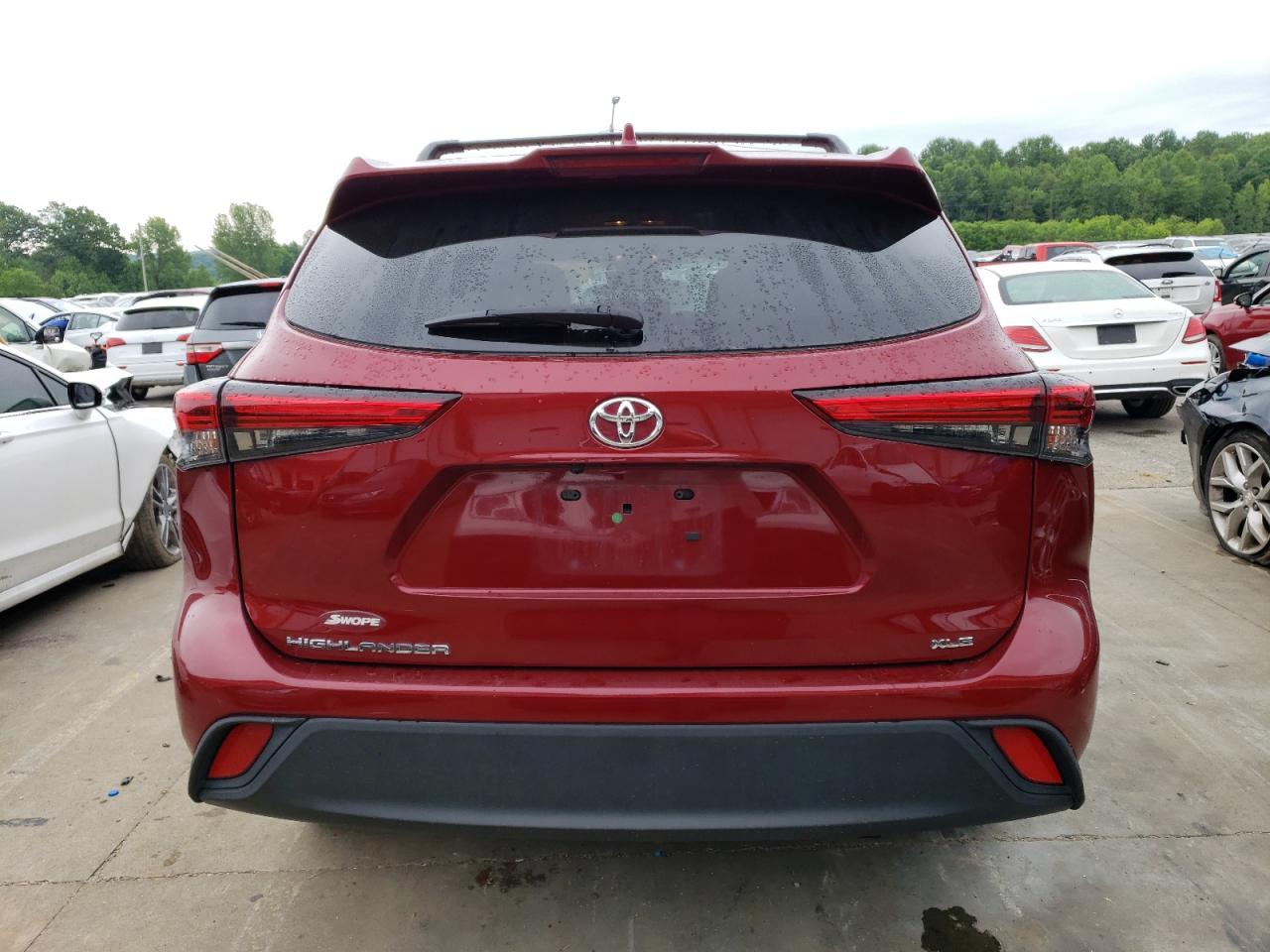 5TDGZRAH6NS541507 2022 Toyota Highlander Xle