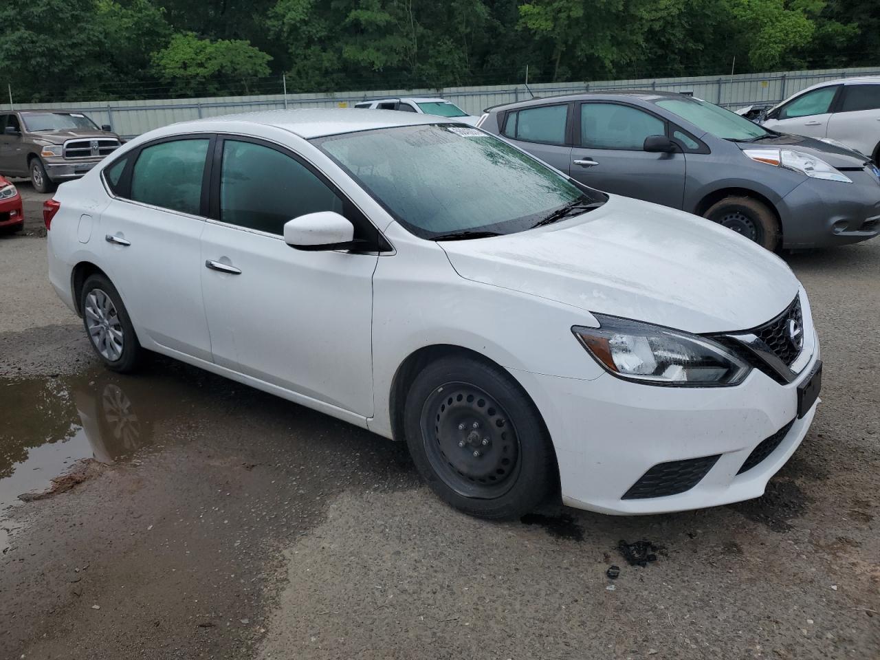 2017 Nissan Sentra S vin: 3N1AB7AP5HY347170