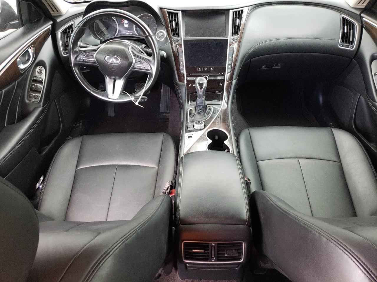 JN1EV7AR6JM431047 2018 Infiniti Q50 Luxe
