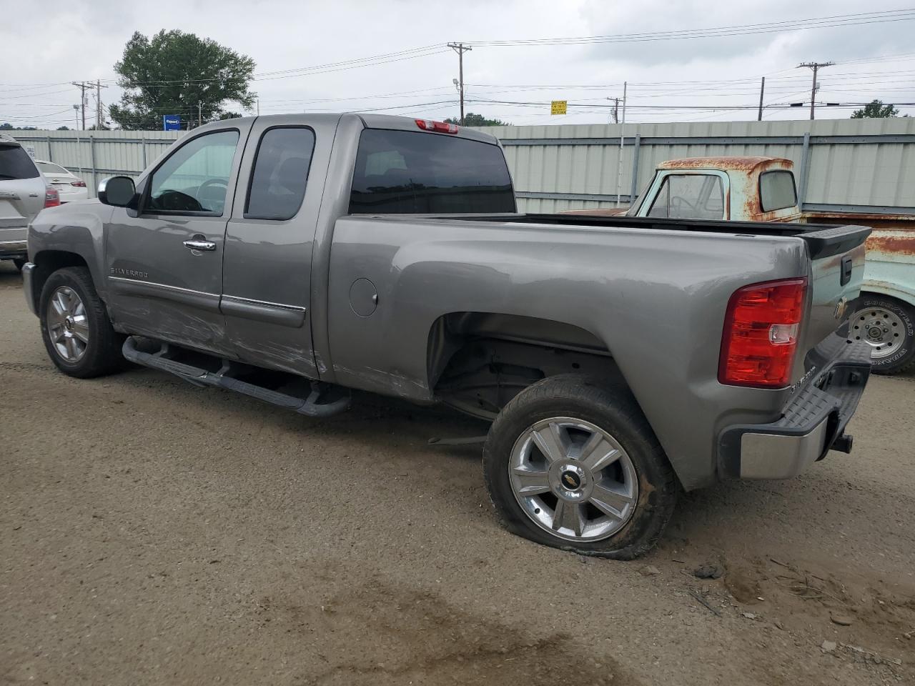 1GCRCSE0XDZ103415 2013 Chevrolet Silverado C1500 Lt