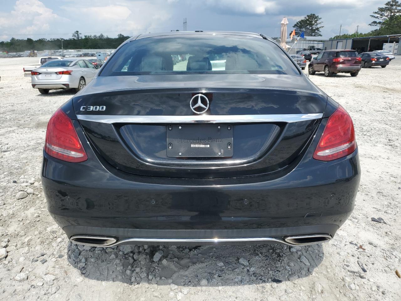 55SWF4JB6JU260341 2018 Mercedes-Benz C 300