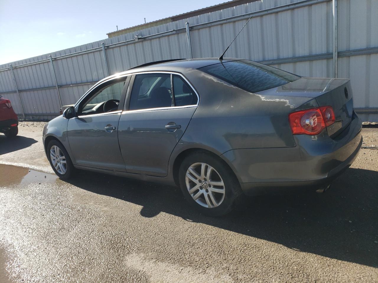 3VWEF71K37M184562 2007 Volkswagen Jetta Wolfsburg