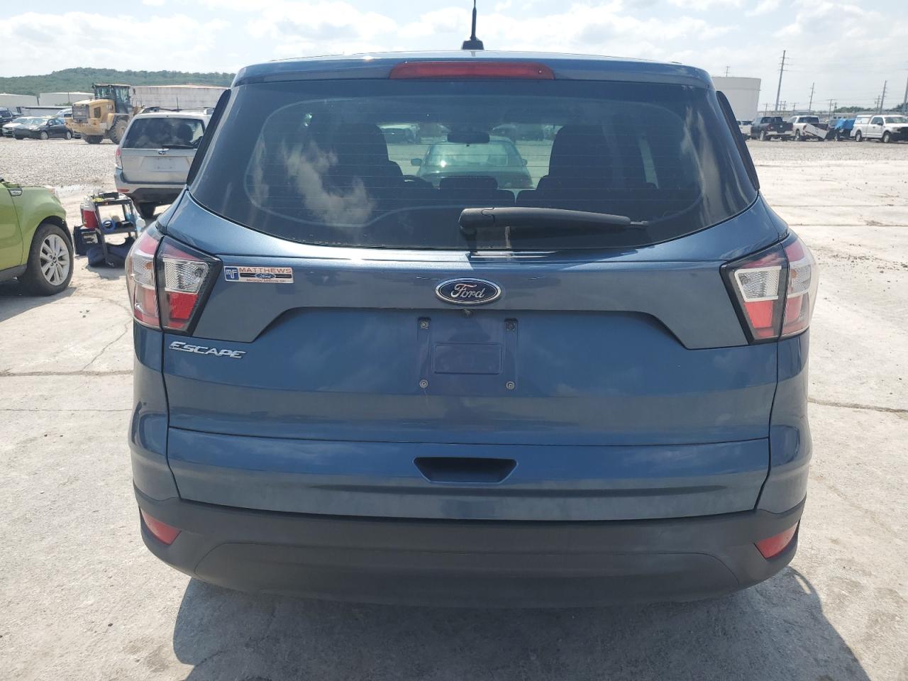 2018 Ford Escape S vin: 1FMCU0F78JUC75627