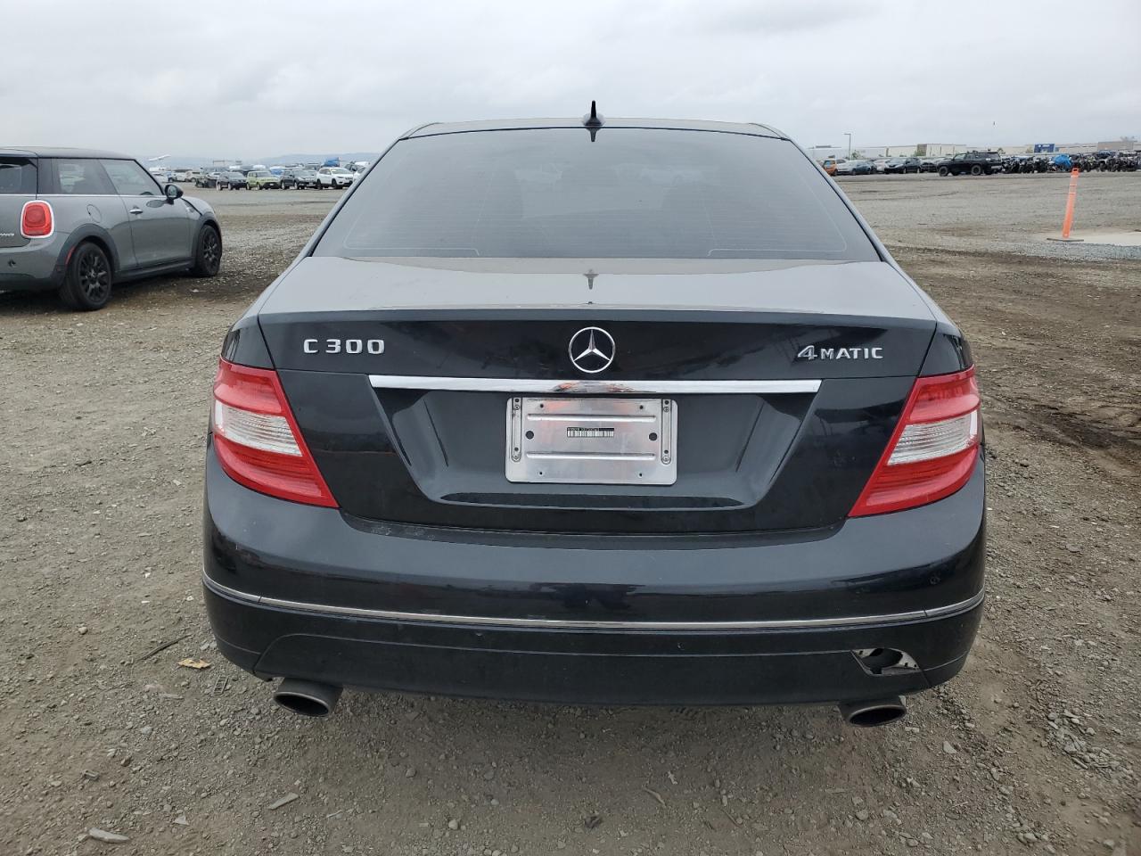 WDDGF81X09F207365 2009 Mercedes-Benz C 300 4Matic