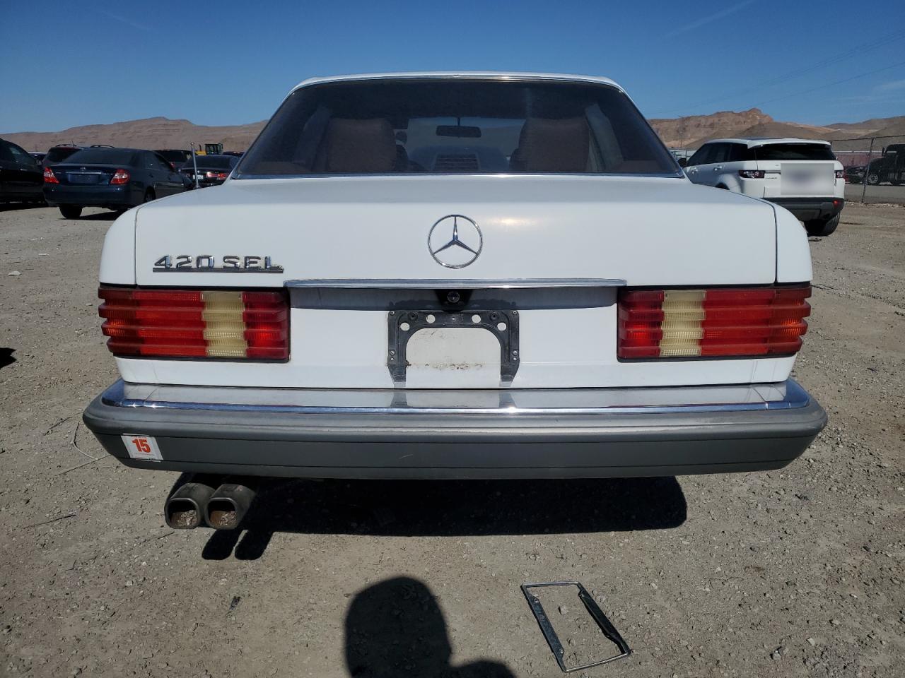 WDBCA35D5JA406521 1988 Mercedes-Benz 420 Sel