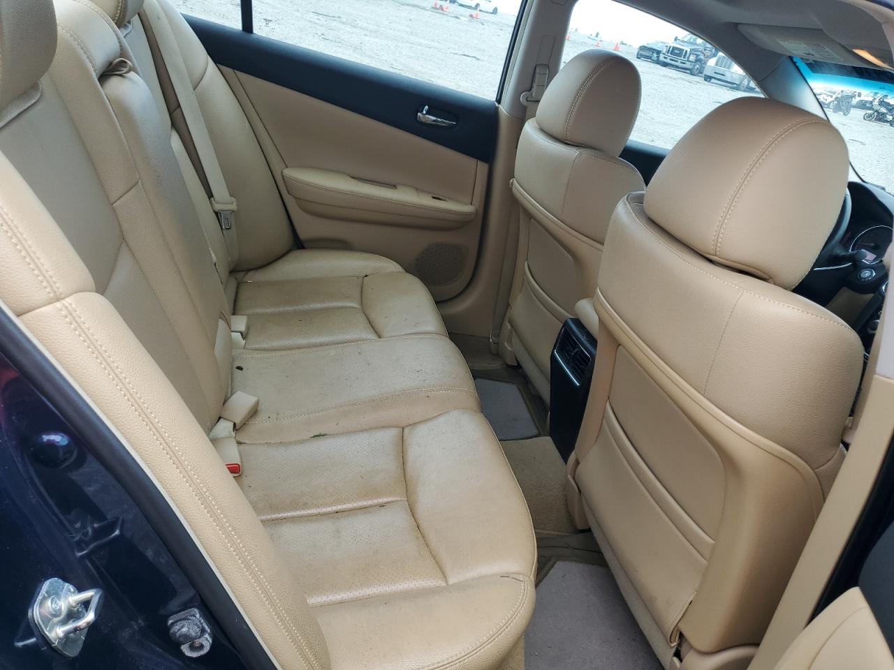 1N4AA5AP8BC852226 2011 Nissan Maxima S