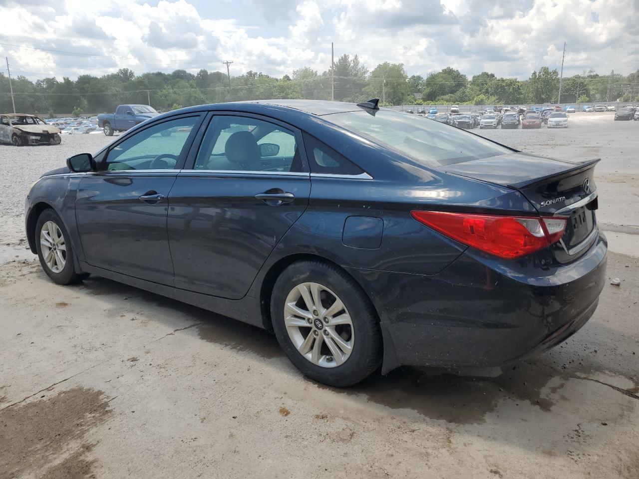 5NPEB4AC0DH748174 2013 Hyundai Sonata Gls