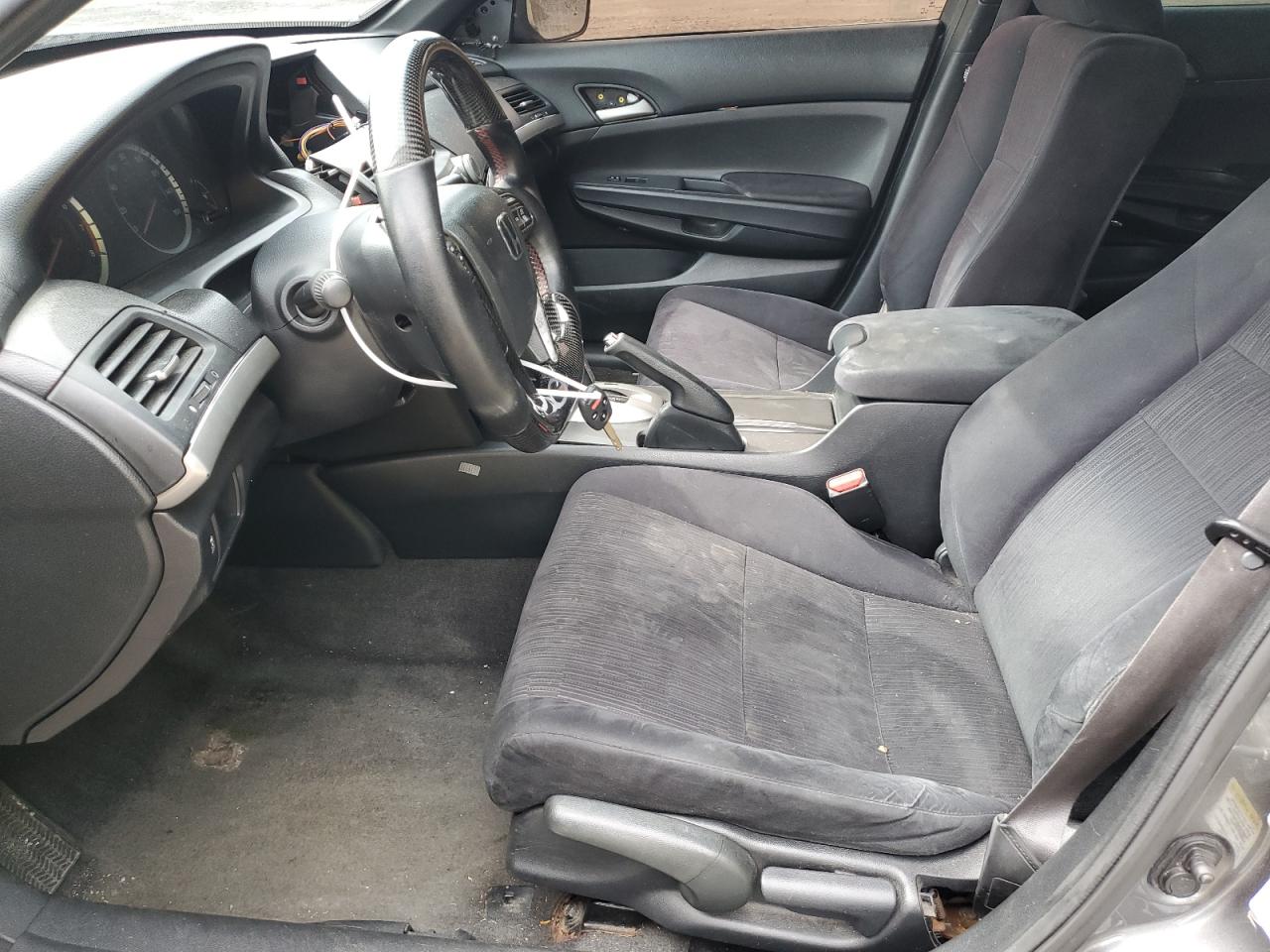 1HGCP2F33BA057796 2011 Honda Accord Lx