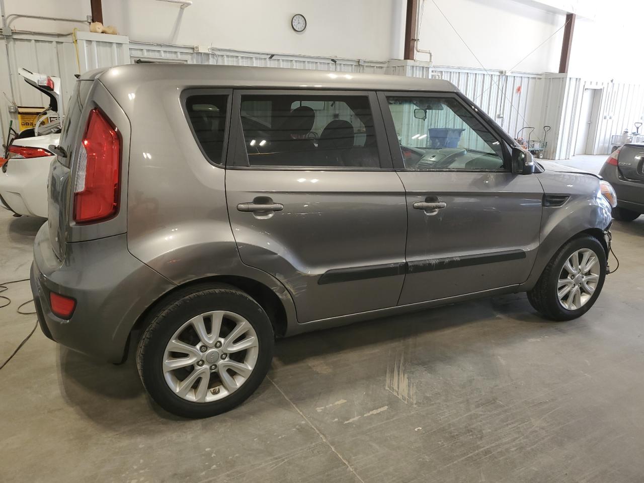 KNDJT2A69C7379067 2012 Kia Soul +