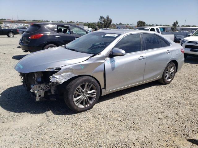 Lot #2508242325 2016 TOYOTA CAMRY LE salvage car