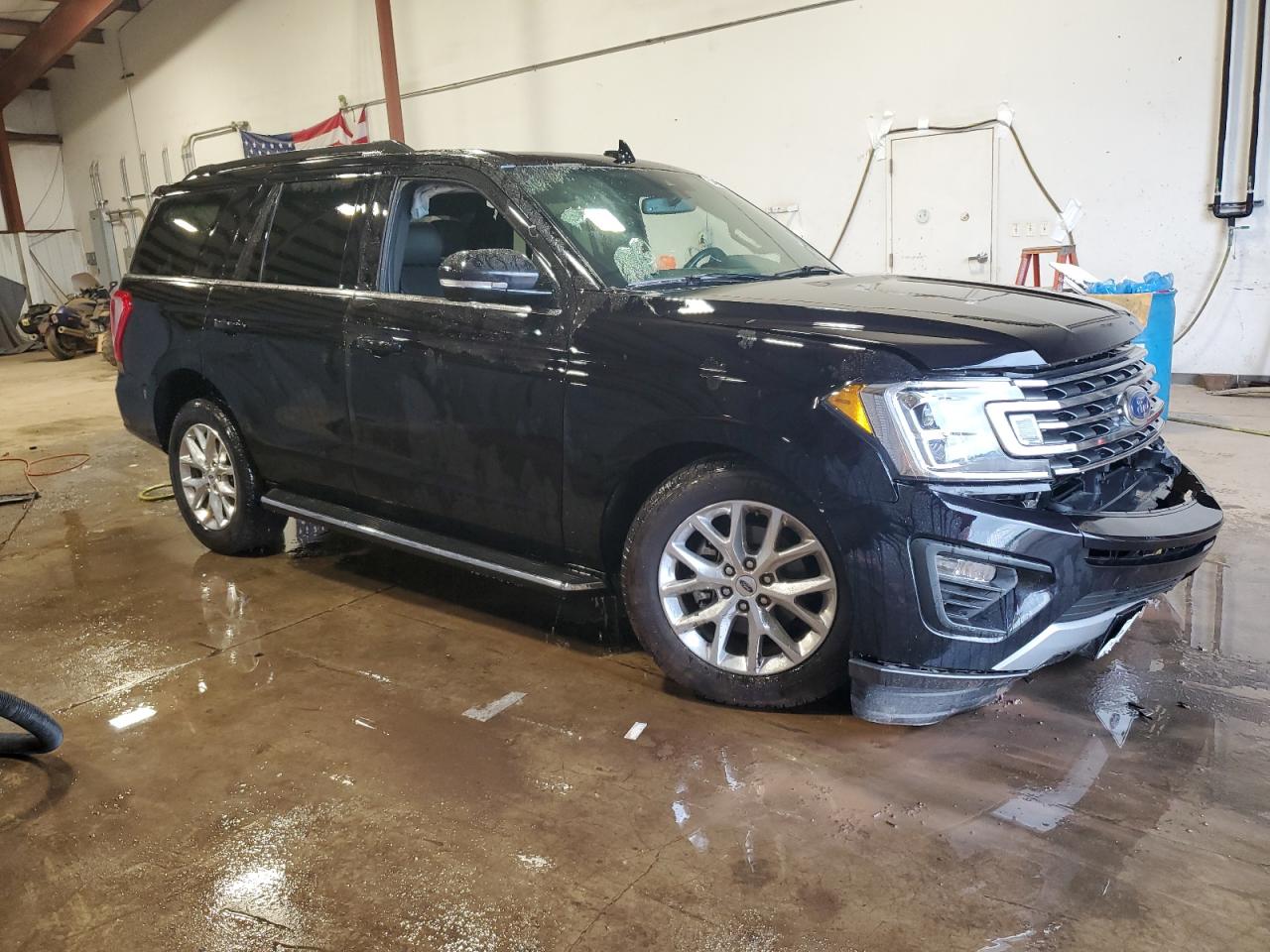 2020 Ford Expedition Xlt vin: 1FMJU1JTXLEB00911