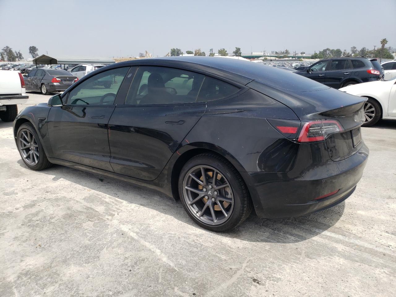 2021 Tesla Model 3 vin: 5YJ3E1EAXMF026621