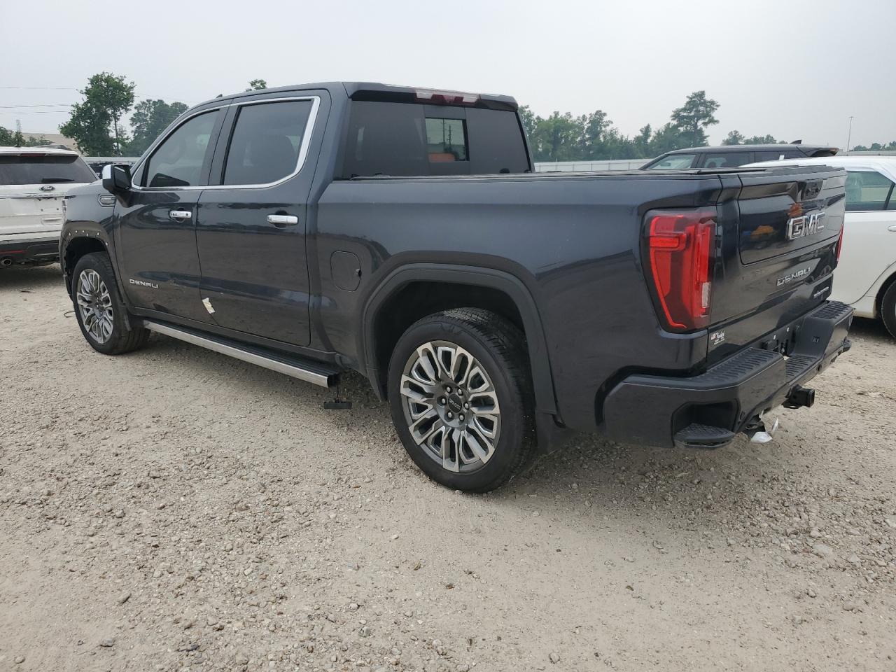 2024 GMC Sierra K1500 Denali Ultimate vin: 1GTUUHE82RZ111449