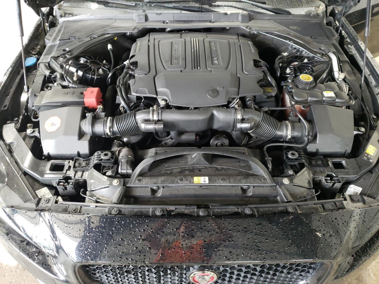 SAJAL4BV3HA959640 2017 Jaguar Xe R - Sport