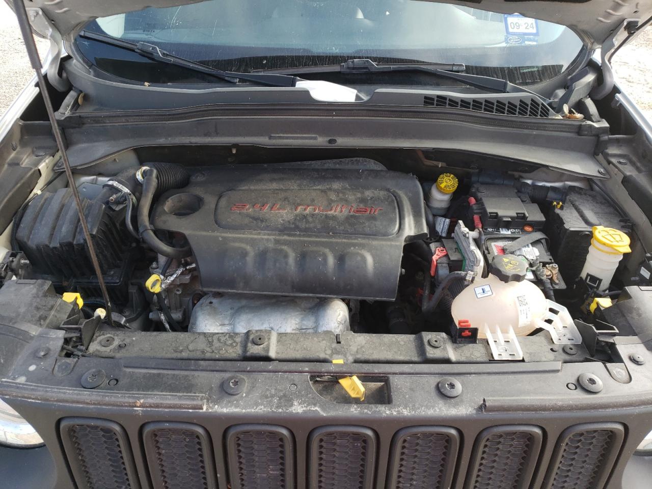 ZACCJABT3FPB25861 2015 Jeep Renegade Latitude