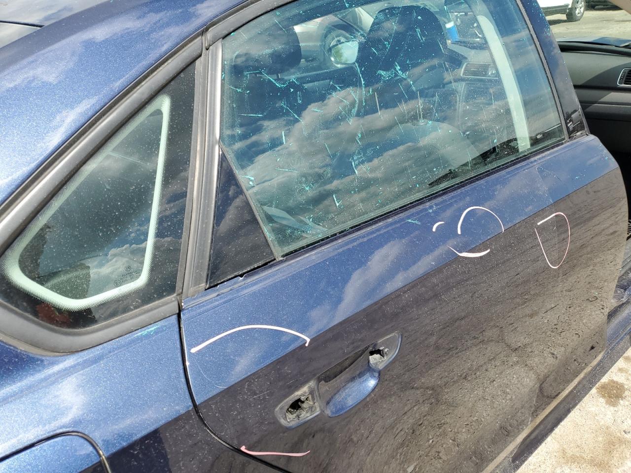 1VWAH7A33CC018961 2012 Volkswagen Passat S