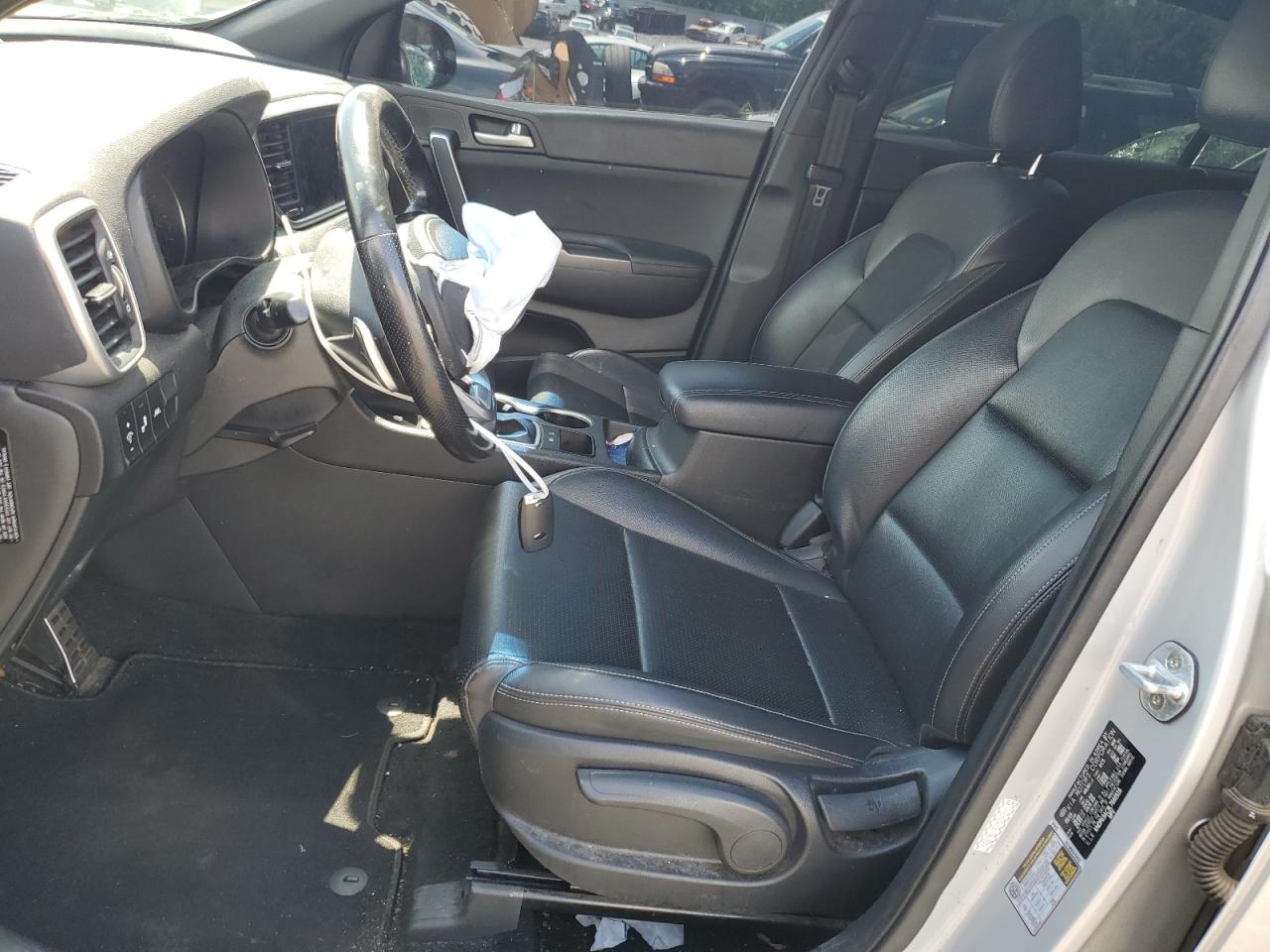 KNDP63AC8L7660516 2020 Kia Sportage S