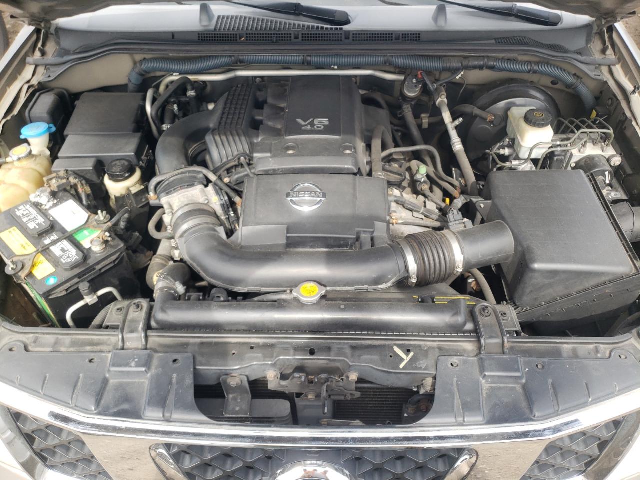 5N1AR18W85C726652 2005 Nissan Pathfinder Le