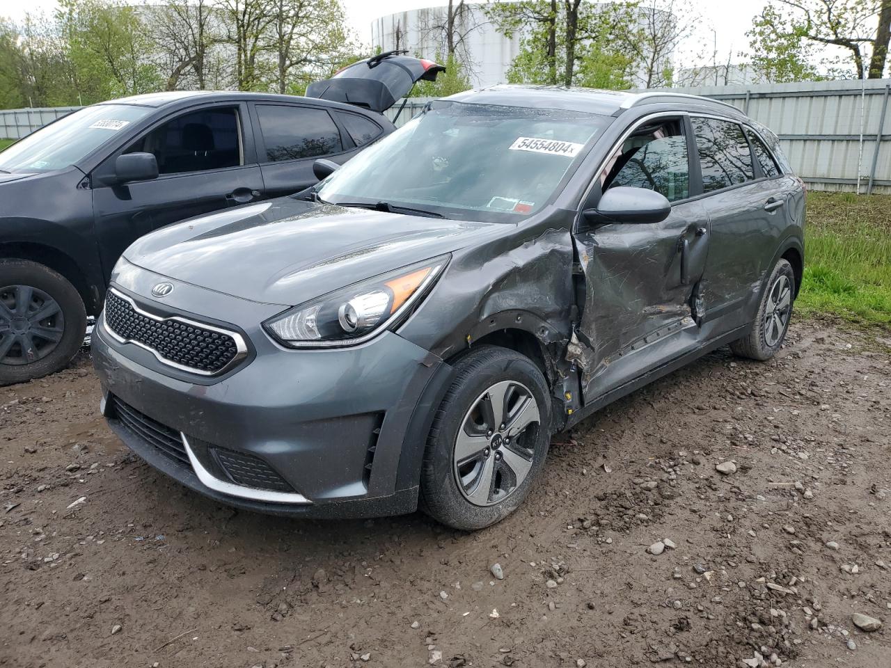 KNDCB3LC8J5200157 2018 Kia Niro Fe