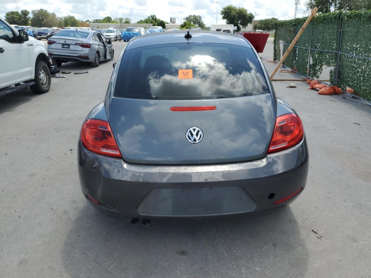 3VWJX7AT4DM657451 2013 Volkswagen Beetle