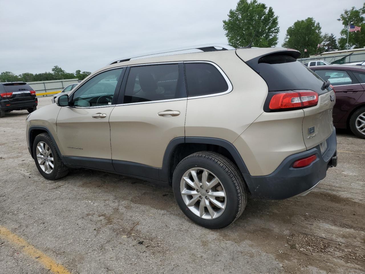 2015 Jeep Cherokee Limited vin: 1C4PJMDS4FW614182