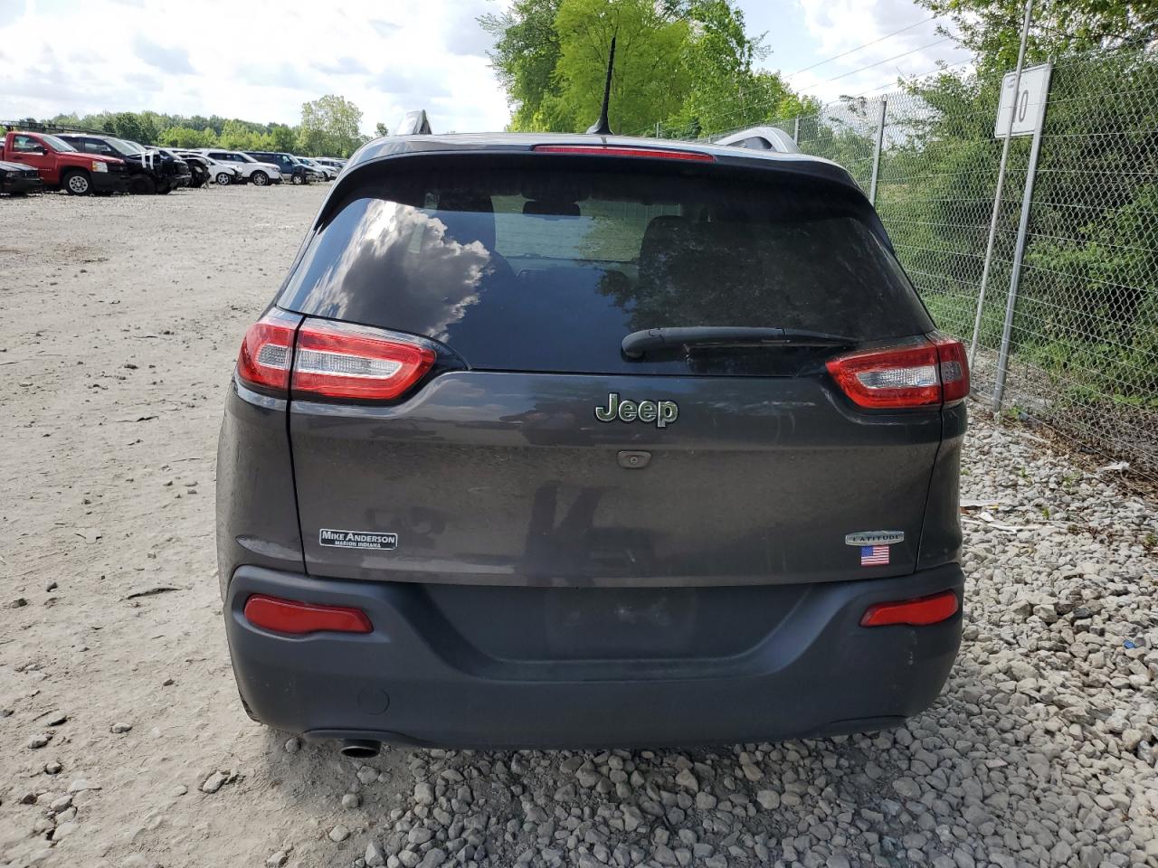 2014 Jeep Cherokee Latitude vin: 1C4PJLCB0EW270439