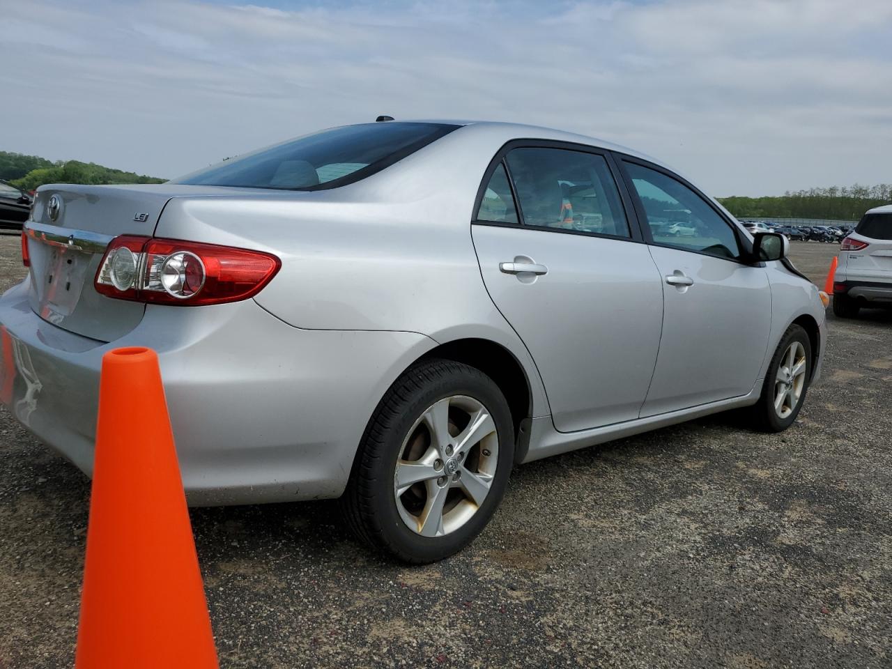 2T1BU4EE8BC638532 2011 Toyota Corolla Base