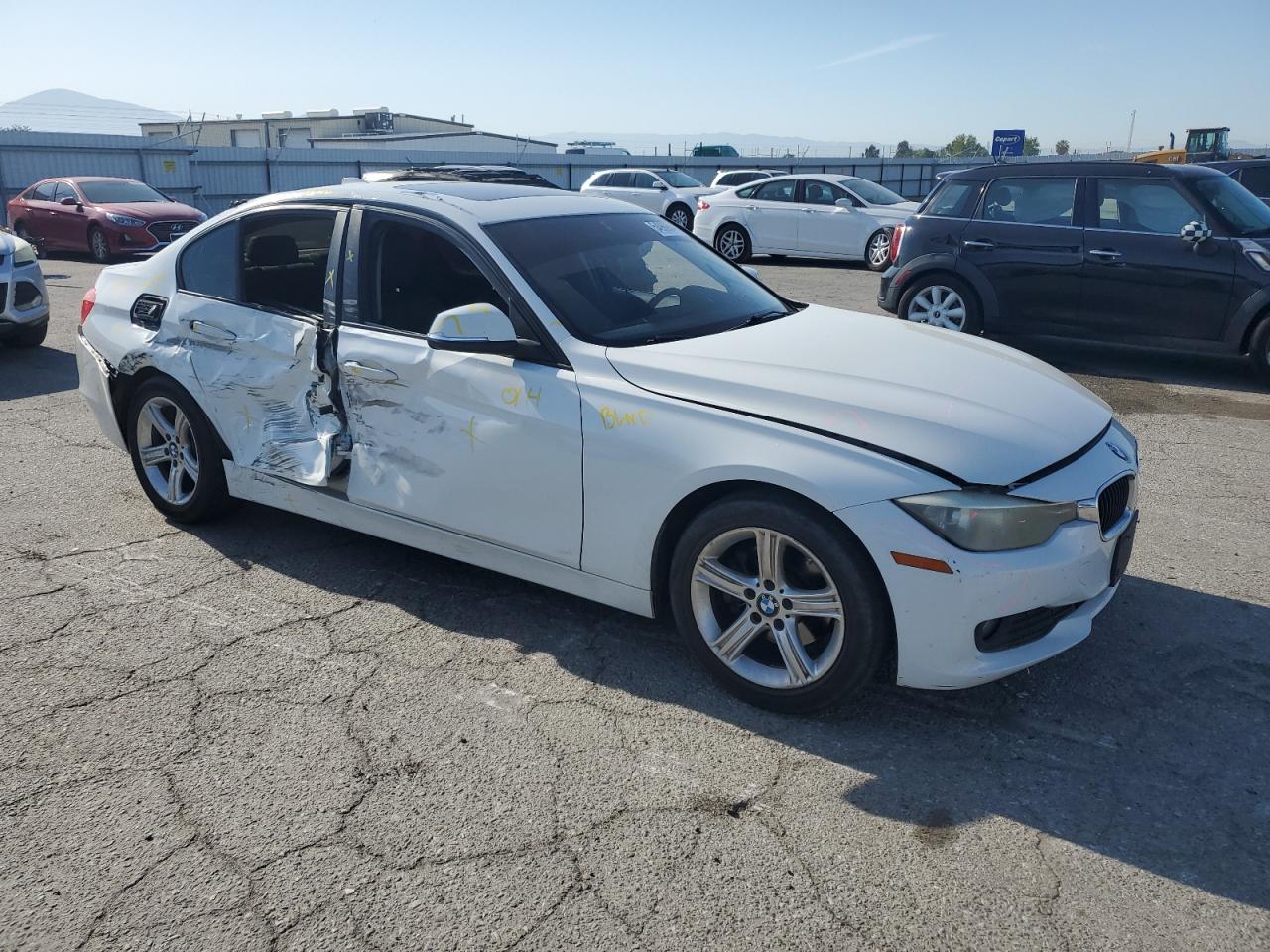 2014 BMW 320 I vin: WBA3B1G54ENS80155