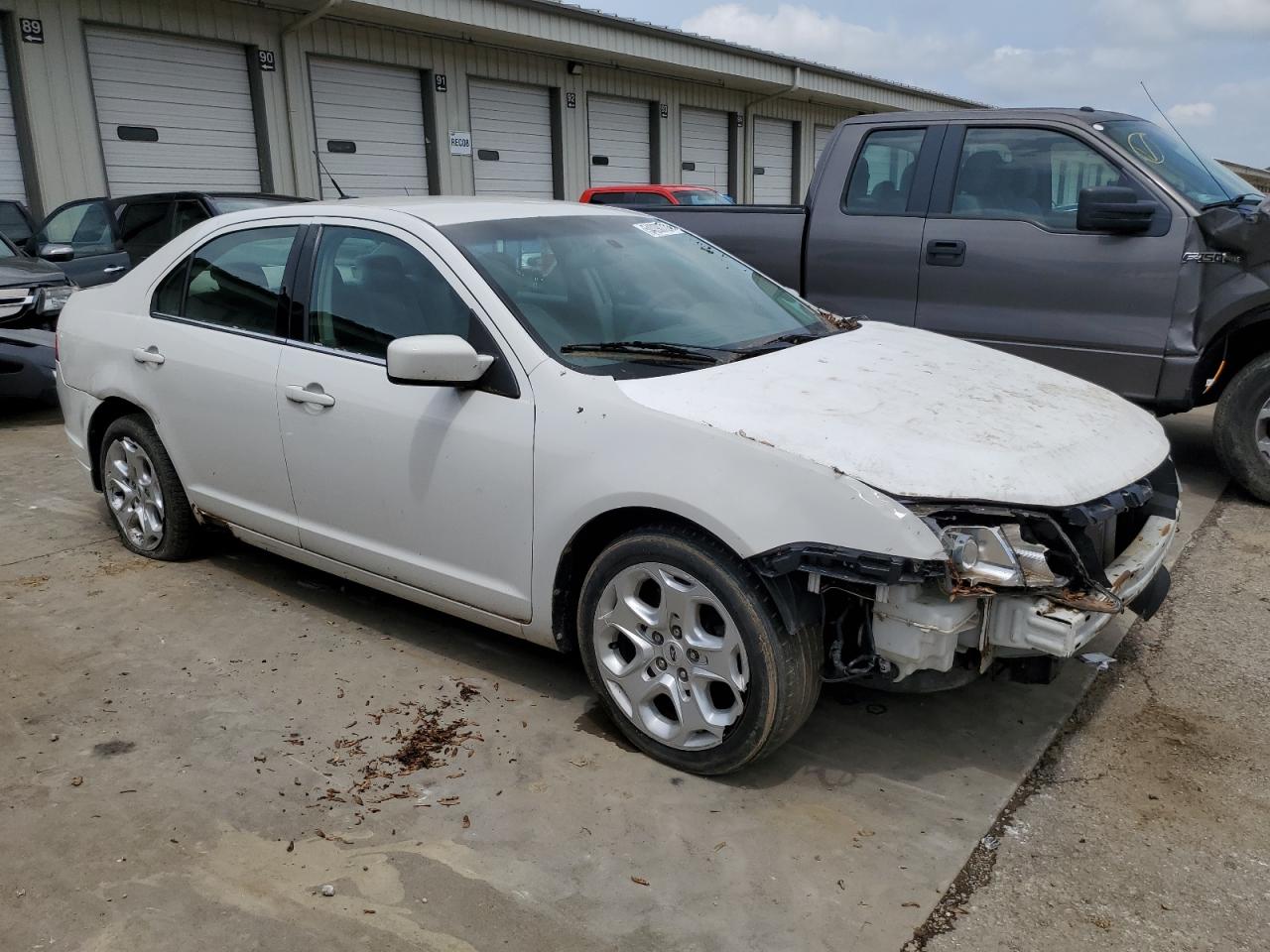 3FAHP0HA1AR246185 2010 Ford Fusion Se