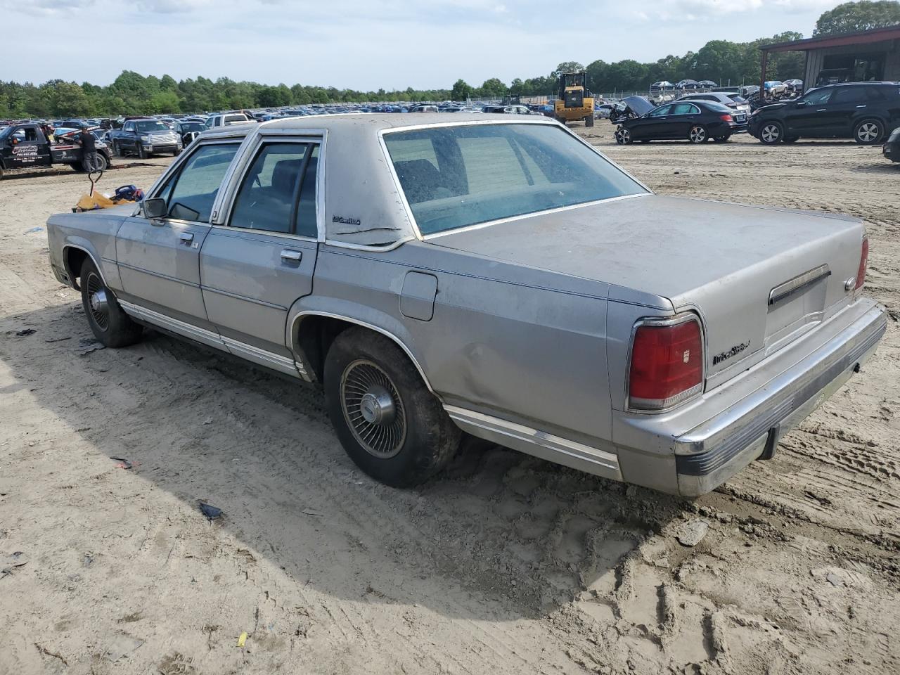 2FABP74F6JX214608 1988 Ford Crown Victoria Lx