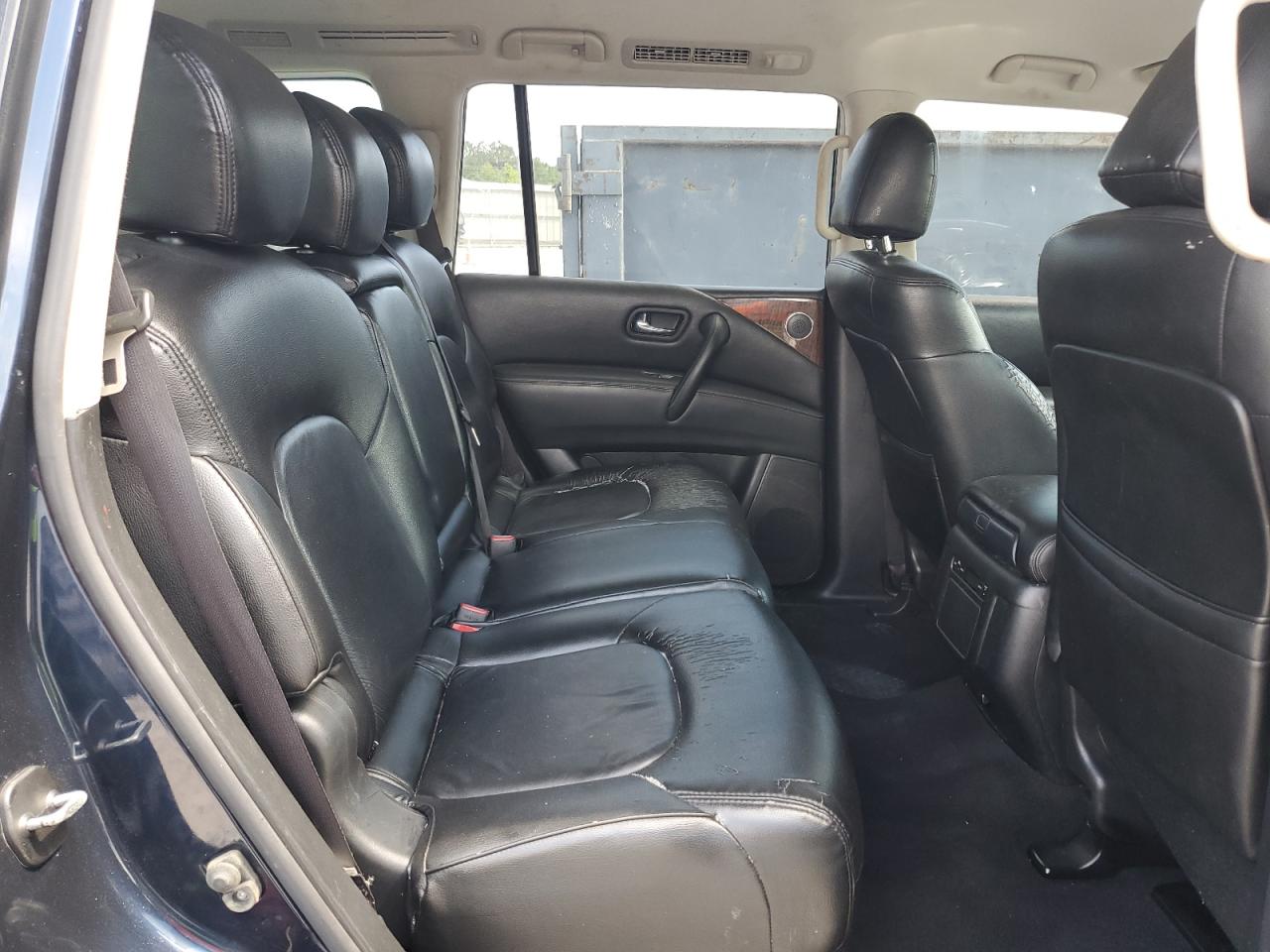 2017 Nissan Armada Sv vin: JN8AY2ND7H9010993