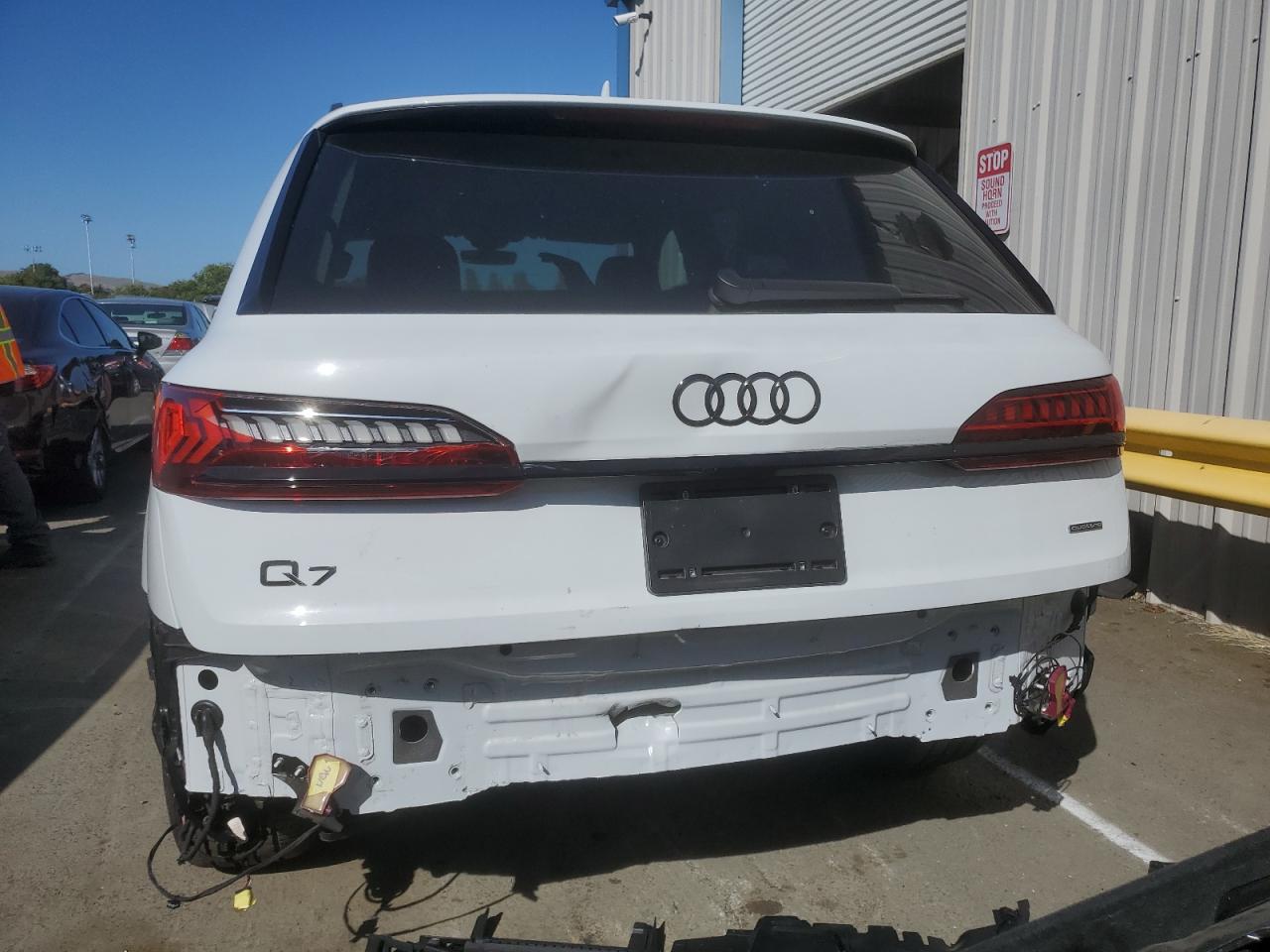 WA1LXBF72PD020577 2023 Audi Q7 Premium Plus